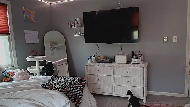 princesselysia online show from 15, 3, 2026