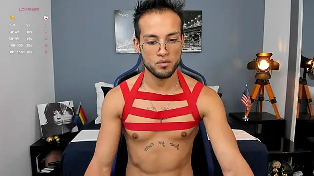 Max Conor1 online show from 27, 7, 2026