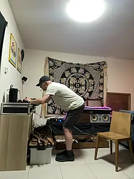 funboyolly online show from 25, 7, 2026