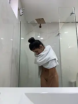 Snapshot of eva_roseee chatting on 20, 3, 2026 eva roseee online show from 20, 3, 2026