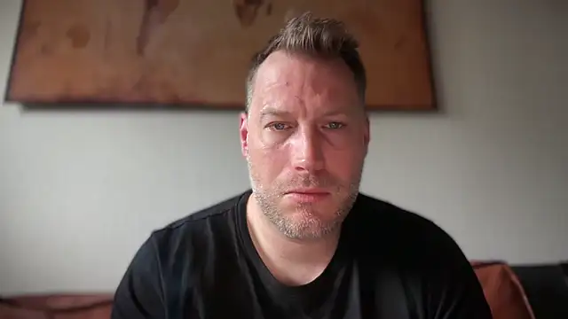 Christian87xxx online show from 19, 4, 2026