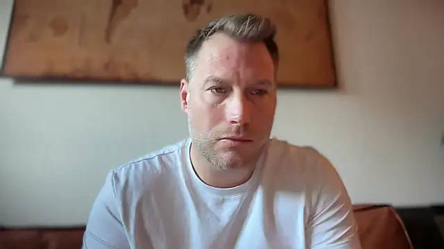 Snapshot of Christian87xxx chatting on 10, 5, 2026 Christian87xxx online show from 10, 5, 2026