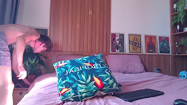 Snapshot of William_Henry_ chatting on 22, 6, 2026 William Henry online show from 22, 6, 2026