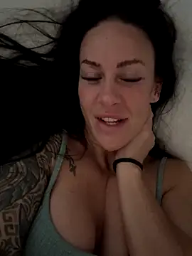 Snapshot of goddess-harper chatting on 27, 9, 2025 goddess-harper online show from 27, 9, 2025