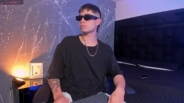 marcuscollins1  online show from 27, 10, 2025