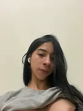 Snapshot of sara_lopee1 chatting on 30, 1, 2025 sara lopee1 online show from 30, 1, 2025