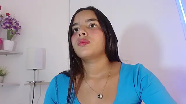 Roxy Stonee online show from 7, 11, 2025