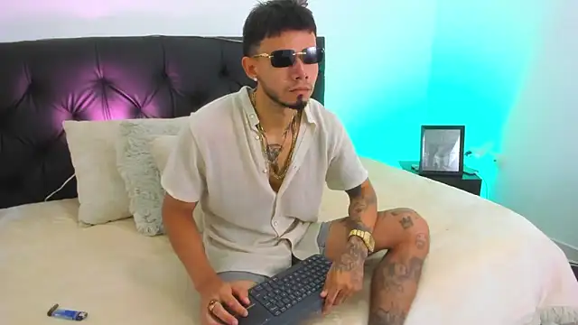 Niick01  online show from 22, 3, 2025