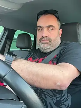 fuocovivo4 online show from 7, 3, 2025