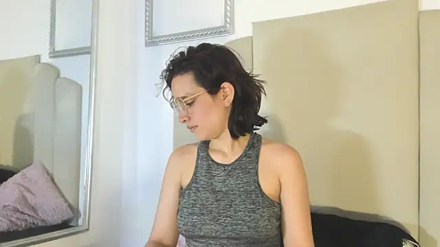 Annyrosee online show from 20, 10, 2025