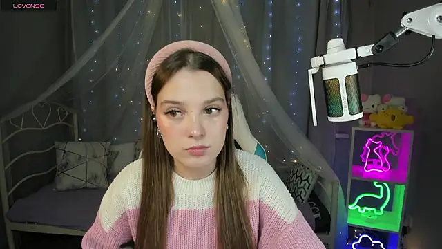 Snapshot of kaisajenner chatting on 4, 2, 2026 kaisajenner online show from 4, 2, 2026