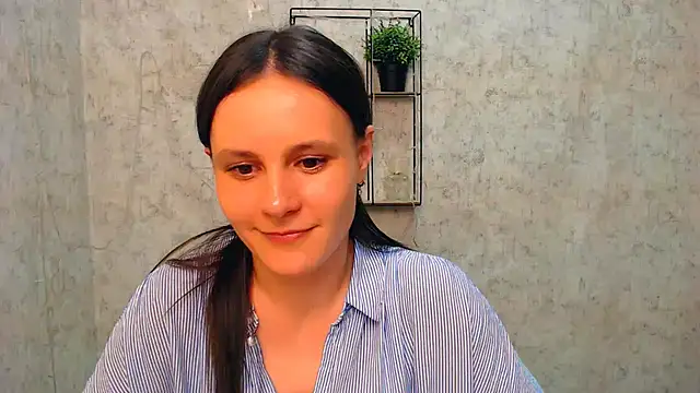 Snapshot of ValeriaHeart_ chatting on 21, 2, 2025 ValeriaHeart online show from 21, 2, 2025