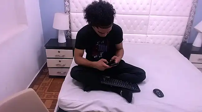 LihanJor 23 online show from 3, 2, 2025