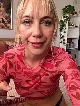 rileylovesyou online show from 27, 2, 2025