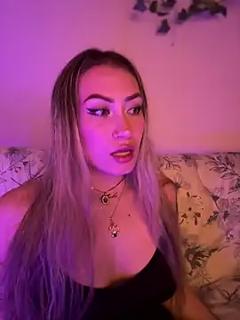 Lally Valencia   online show from 24, 2, 2025