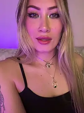 Lally Valencia   online show from 15, 3, 2025