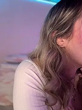 Lally Valencia   online show from 20, 11, 2025