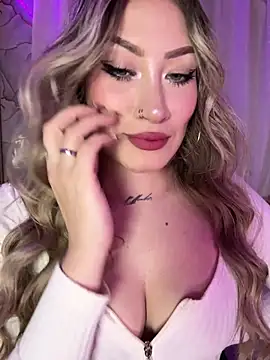 Snapshot of Lally_Valencia__ chatting on 10, 5, 2026 Lally Valencia online show from 10, 5, 2026