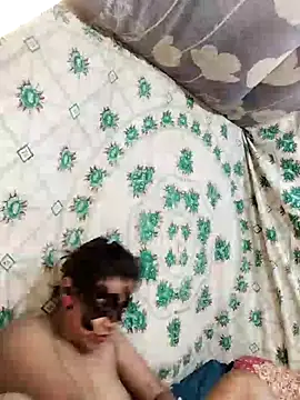 Snapshot of monekhan123 chatting on 28, 2, 2025 monekhan123 online show from 28, 2, 2025