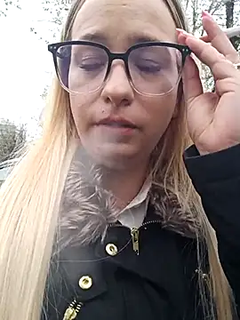 Mia RainX online show from 31, 3, 2026