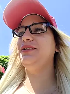 Mia RainX online show from 20, 5, 2026
