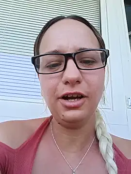 Mia RainX online show from 28, 5, 2026
