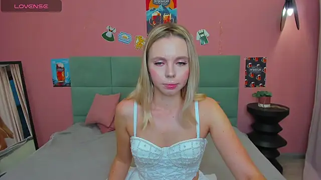 Snapshot of TessaAdorable chatting on 22, 9, 2025 TessaAdorable online show from 22, 9, 2025