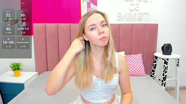 Snapshot of TessaAdorable chatting on 29, 11, 2025 TessaAdorable online show from 29, 11, 2025