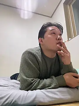 offwhite777 online show from 23, 2, 2025