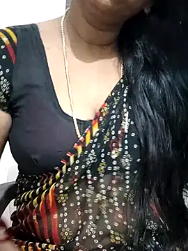 Snapshot of Tamil_Meera12 chatting on 3, 5, 2026 Tamil Meera12 online show from 3, 5, 2026