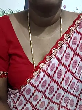 Snapshot of Tamil_Meera12 chatting on 13, 5, 2026 Tamil Meera12 online show from 13, 5, 2026