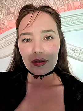 Snapshot of GoddessYanaMironova chatting on 18, 4, 2026 GoddessYanaMironova online show from 18, 4, 2026
