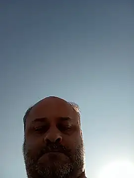 Snapshot of NAvoglia chatting on 28, 7, 2026 NAvoglia online show from 28, 7, 2026