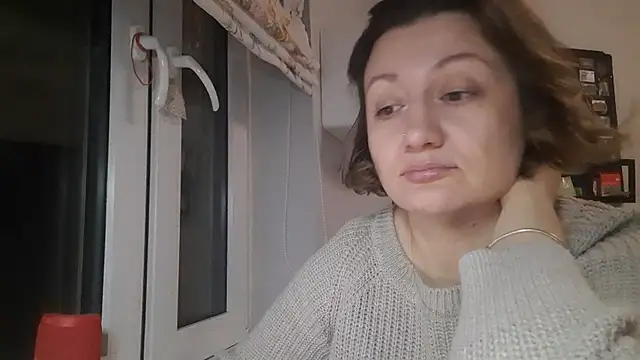 Snapshot of SusanHampton chatting on 4, 2, 2025 SusanHampton online show from 4, 2, 2025