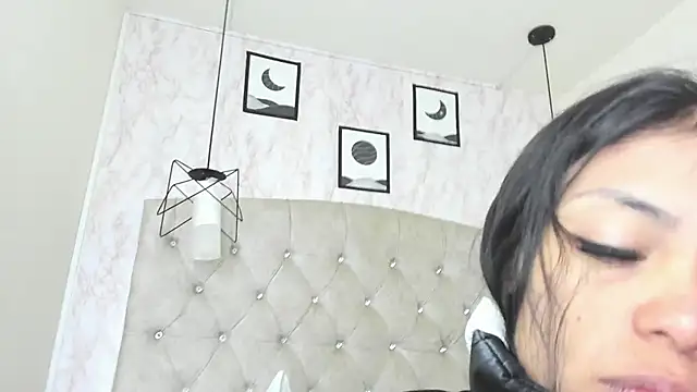 Snapshot of Raichell_ chatting on 27, 6, 2026 Raichell online show from 27, 6, 2026