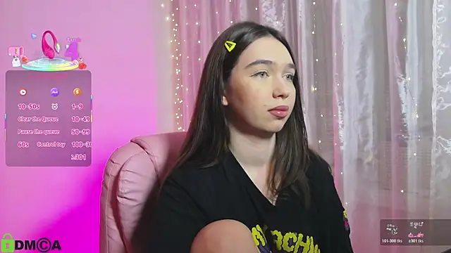 Snapshot of Arianahot777 chatting on 4, 11, 2025 Arianahot777 online show from 4, 11, 2025