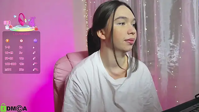 Snapshot of Arianahot777 chatting on 10, 11, 2025 Arianahot777 online show from 10, 11, 2025