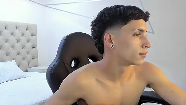 Snapshot of JhoanLeandro chatting on 17, 1, 2026 JhoanLeandro online show from 17, 1, 2026