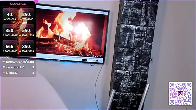 Snapshot of kitness_sky chatting on 2, 3, 2025 kitness sky online show from 2, 3, 2025