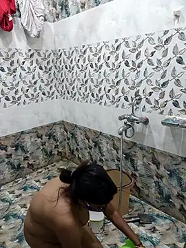 Snapshot of Babybird chatting on 19, 9, 2025 Babybird online show from 19, 9, 2025