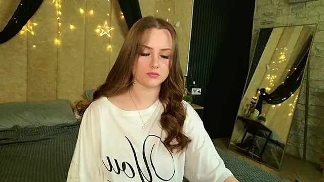 Snapshot of Kendra_Parlow chatting on 5, 5, 2026 Kendra Parlow online show from 5, 5, 2026