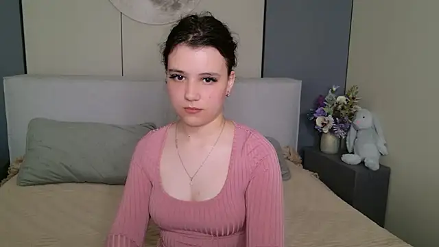 Pauline Heaven online show from 5, 7, 2026