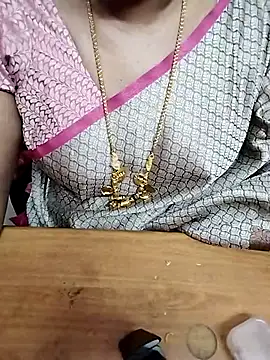 Snapshot of Tamil_Radha chatting on 8, 10, 2025 Tamil Radha online show from 8, 10, 2025