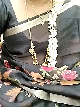 Snapshot of Tamil_Radha chatting on 13, 10, 2025 Tamil Radha online show from 13, 10, 2025