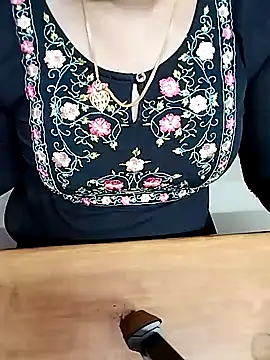 Snapshot of Tamil_Radha chatting on 27, 10, 2025 Tamil Radha online show from 27, 10, 2025