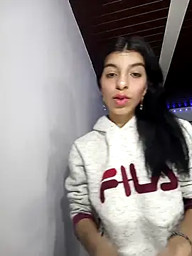 Ariell Kieran online show from 19, 2, 2025