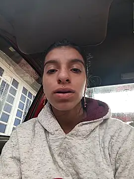 Ariell Kieran online show from 27, 2, 2025