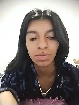 Snapshot of Ariell_Kieran chatting on 2, 7, 2026 Ariell Kieran online show from 2, 7, 2026