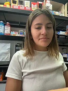 Andrea18 blonde online show from 6, 2, 2026