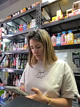 Andrea18 blonde online show from 20, 2, 2026